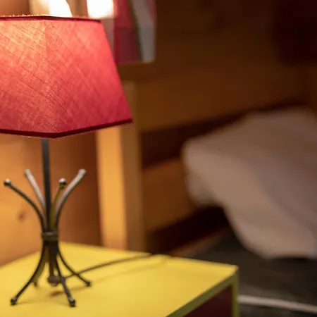 Les De La Gazonne * Sauveterre-de-Rouergue